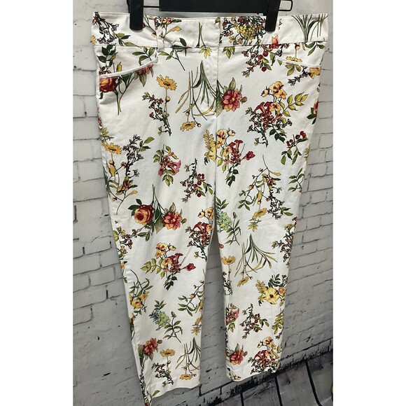 New York & Company Women White Floral Stretch Capri Pant Sz 8 Cotton 2 Pocket H1 - Picture 3 of 9